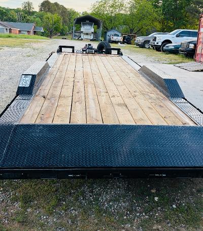 24 Ft Equipment Trailer / Car Hauler view 2